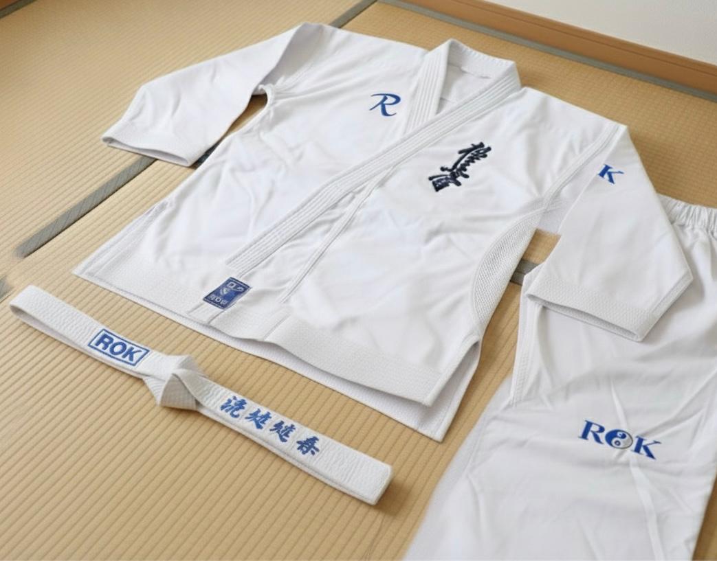 rok kumite gi customized logo kumite uniform. rok kumite gi customized logo kumite uniform.